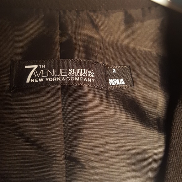 NY&Company Women's Blazer - Picture 3 of 4